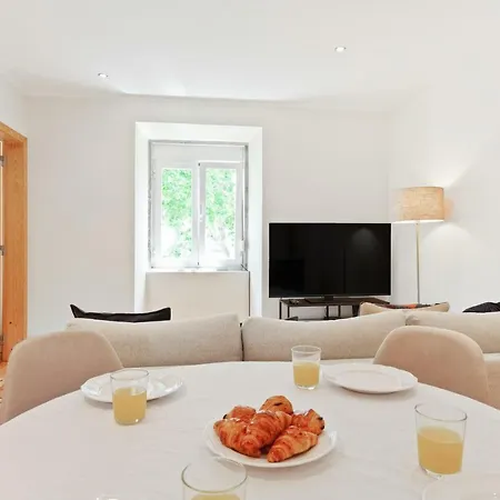 Bright 1bdr Minutes From The Tagus River Lisboa