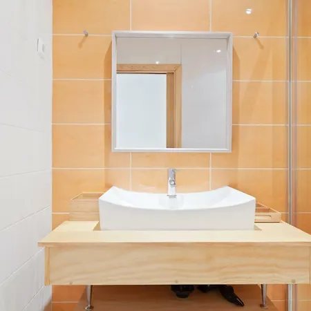 Apartamento Bright 1bdr Minutes From The Tagus River *